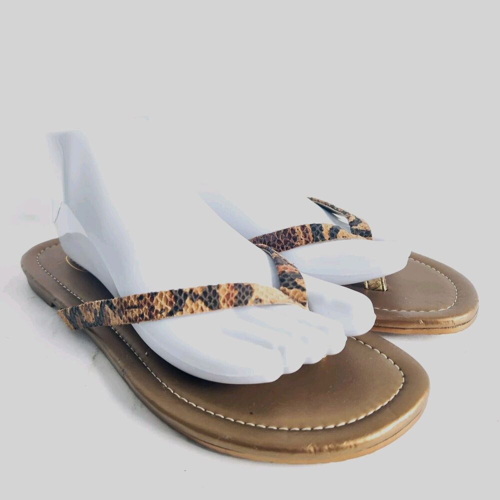 Talbot's Metallic Gold Animal Print Flip Flops Flat Sandals Size 9 Beach Pool